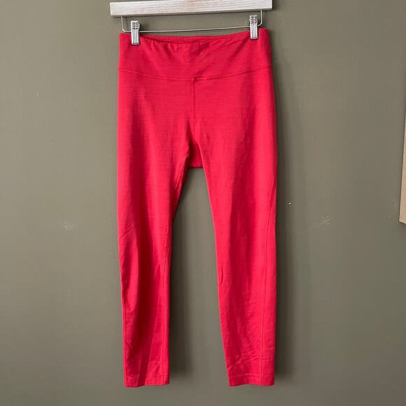 Outdoor Voices 3/4 Warmup Leggings Red - M - Picture 1 of 6